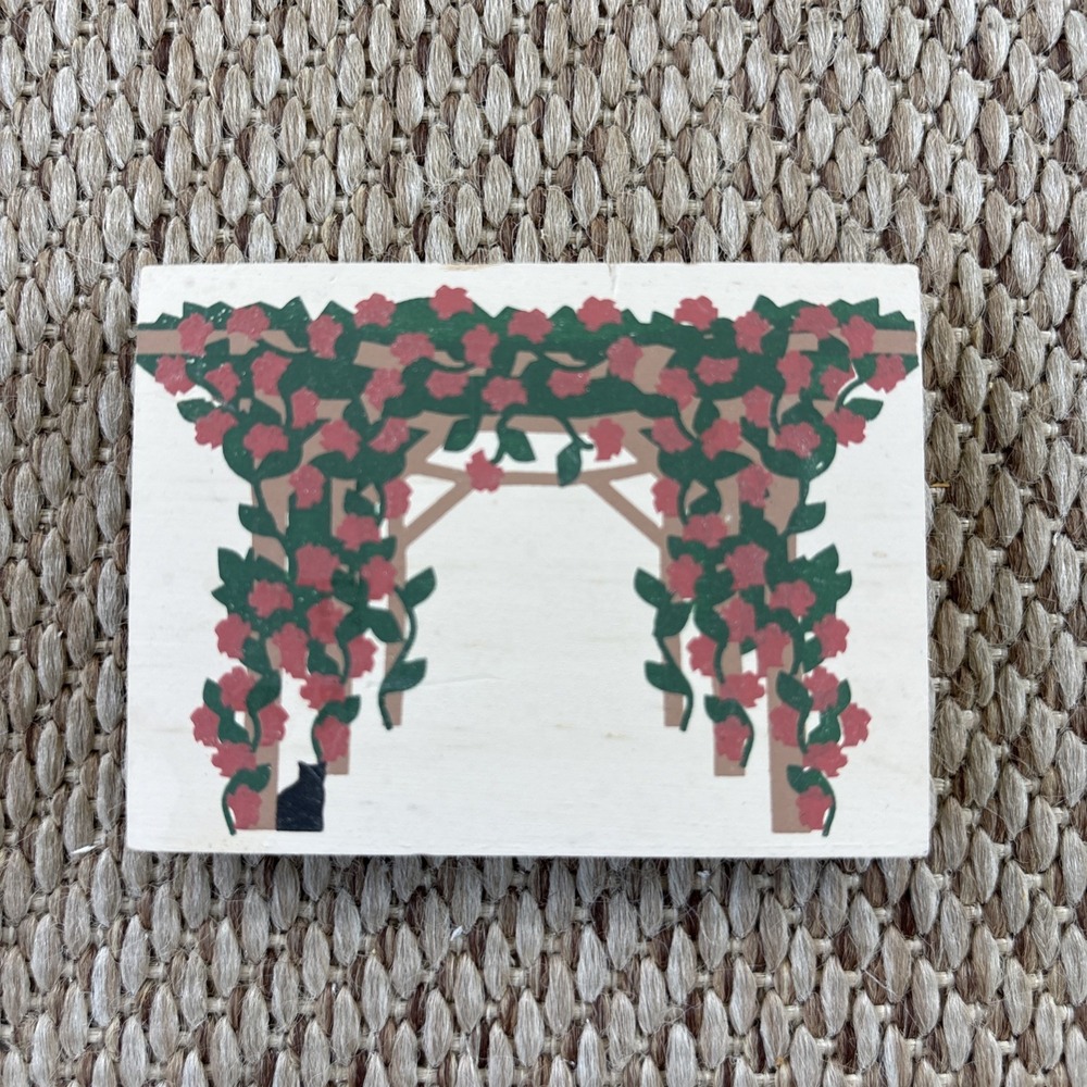 Cat's Meow Village Rose Arbor Red Accessory Faline Shelf Sitter 1995